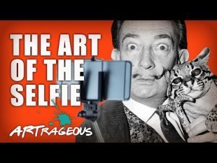 Vidéo p. 112 - The art of the selfie - Self(ie)-portraits